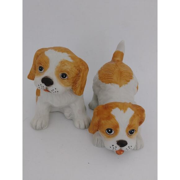 Vtg St Bernard Labs Puppy Figurines Japan 2 Puppies Tan and White Dogs (9) - Picture 6 of 7